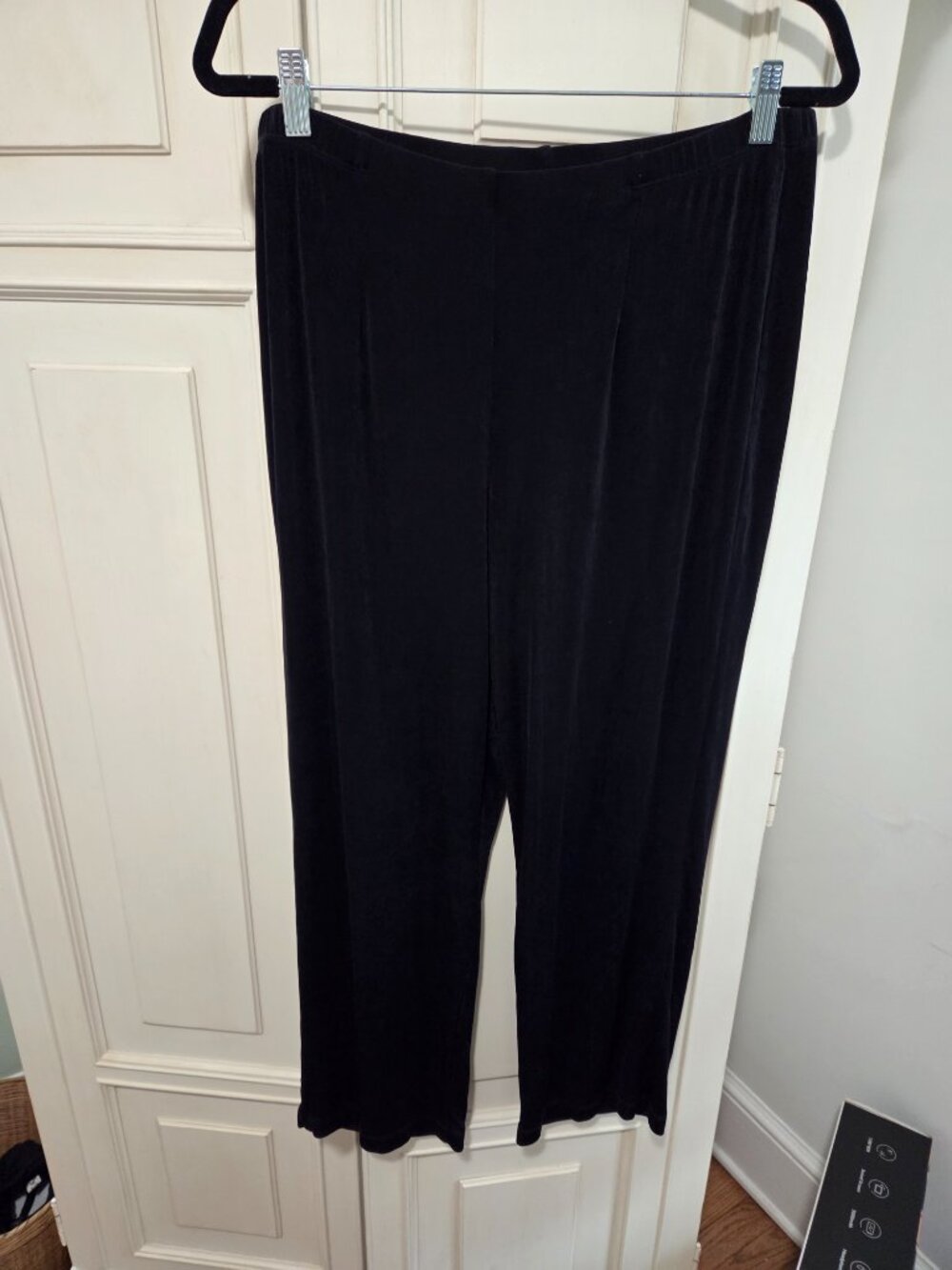 Chicos Navy Petite Travelers pants-sz 16